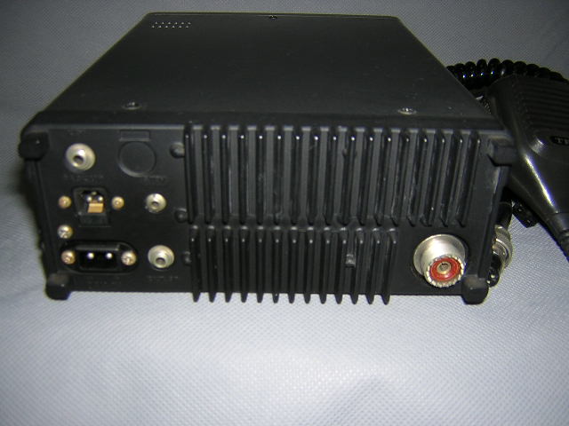画像: トリオ　TR-9500　430MHz　オールモード機
